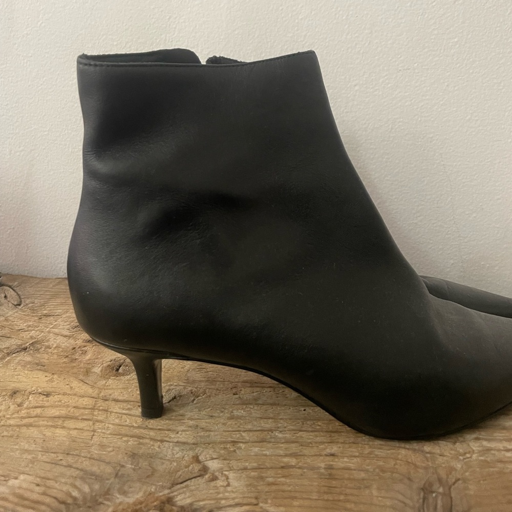 Reformation boot - Picture 3 of 3